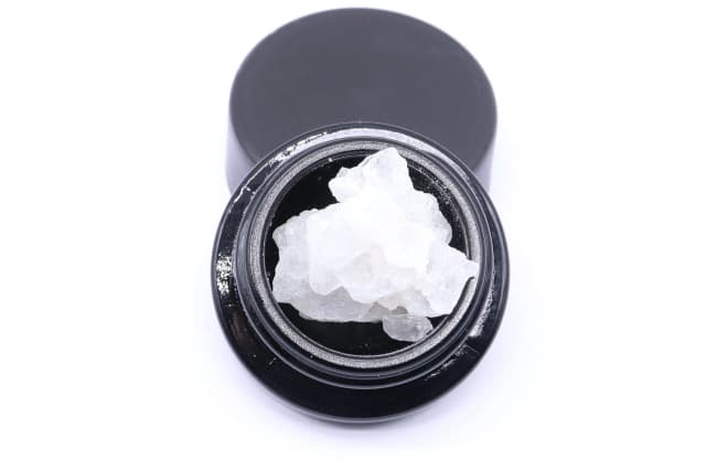 Great White Shark Strain Raw Diamonds - Sativa
